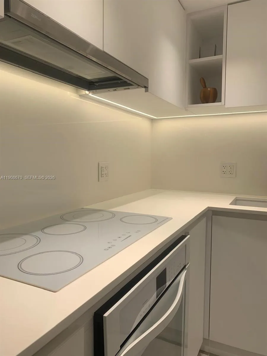 900 Bay Dr # 818, Miami Beach, FL 33141 photo 9