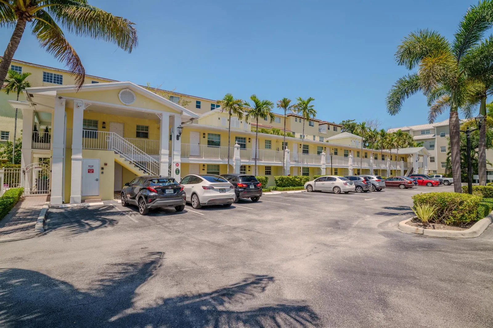 2660 NE 8th Avenue # 106, Wilton Manors, FL 33334