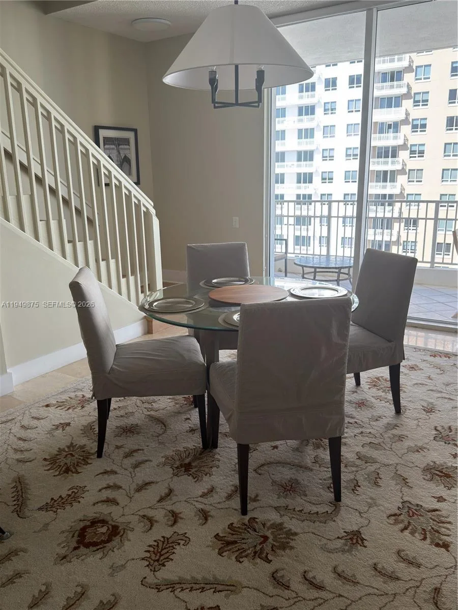 701 Brickell Key Blvd # PH-08, Miami, FL 33131