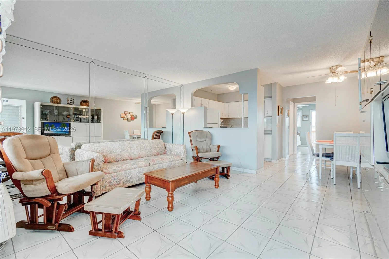 800 SW 10th Ter # 20T, Hallandale Beach, FL 33009