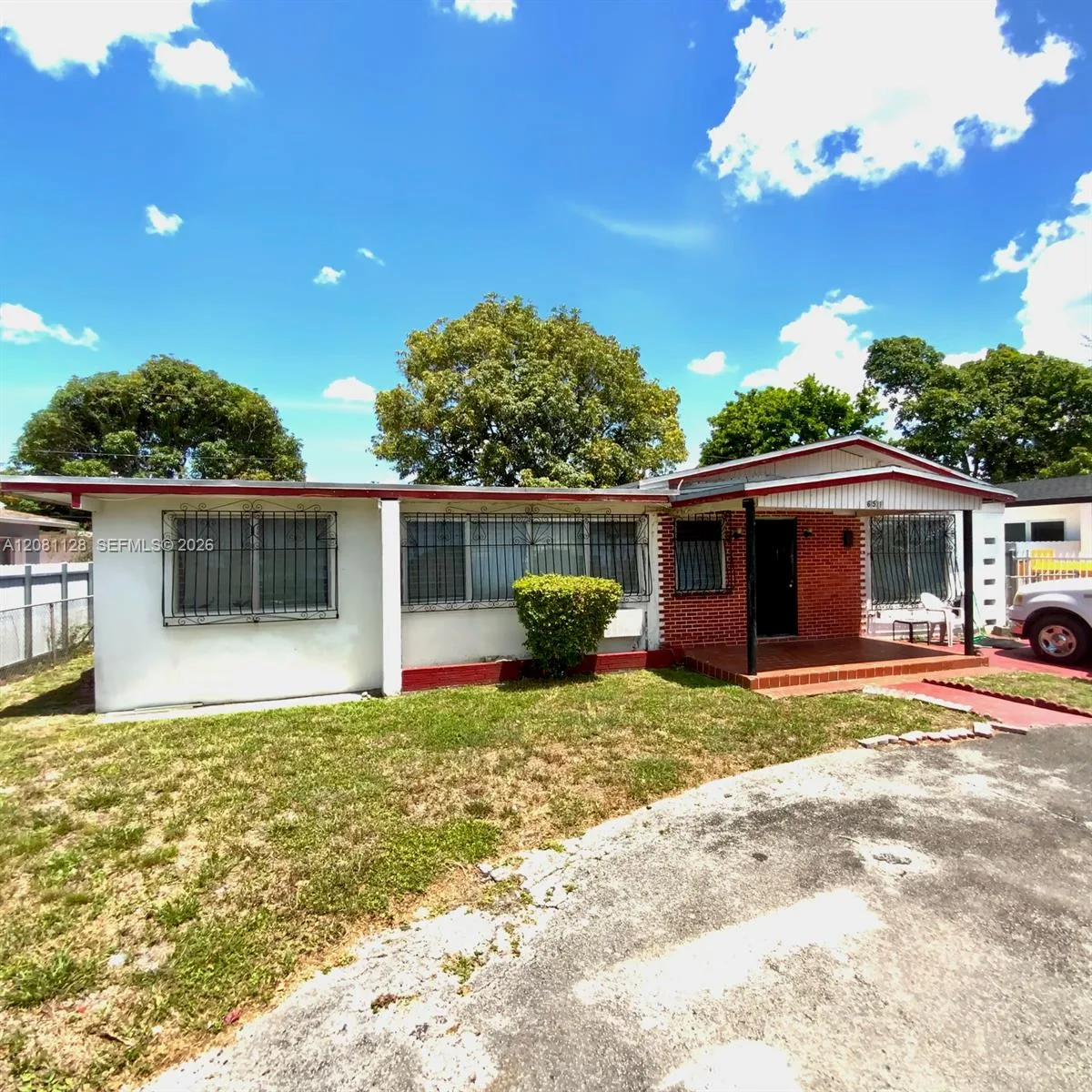 651 Jann Ave, Opa-Locka, FL 33054