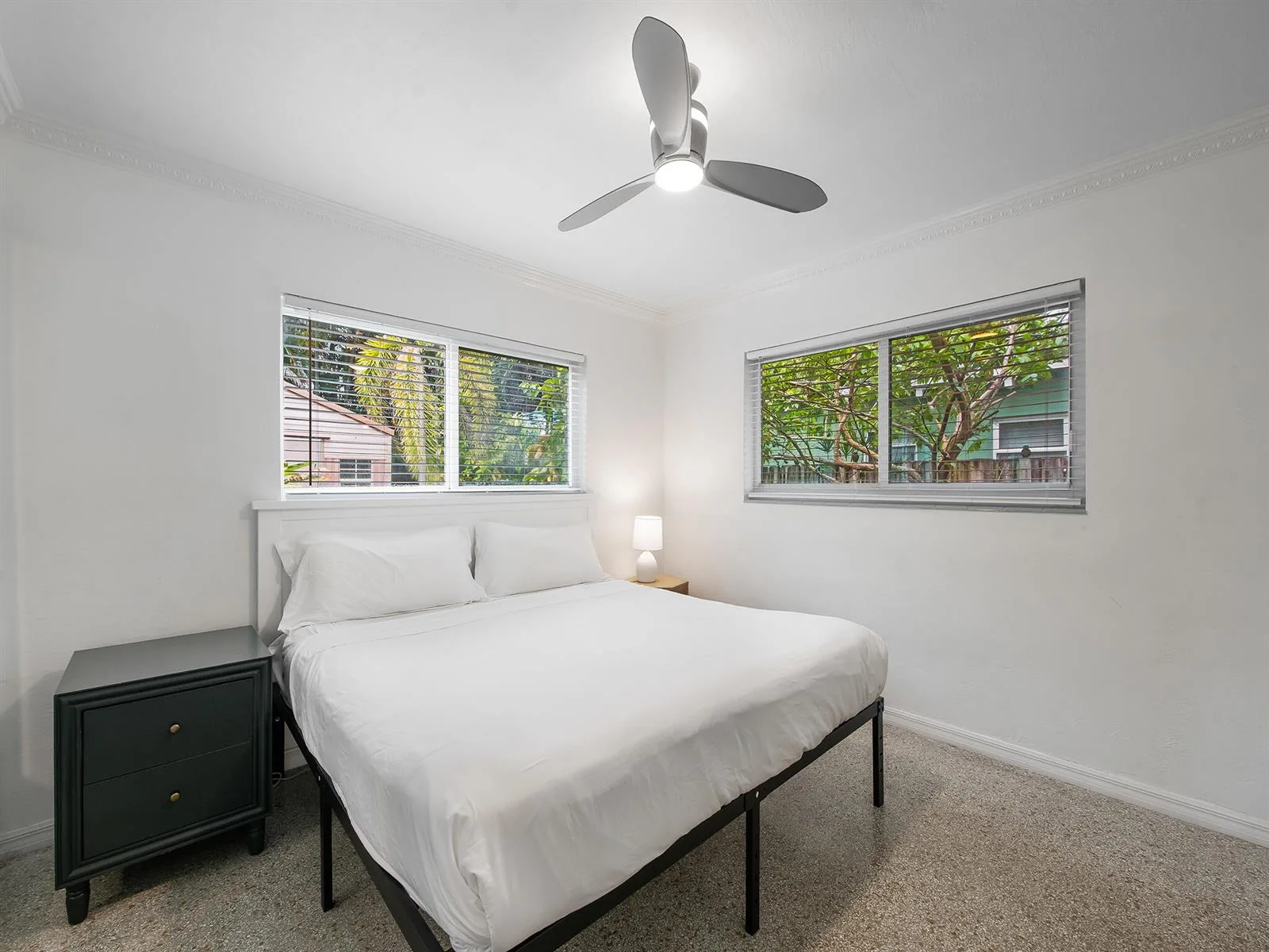 657 NW 30th Court, Wilton Manors, FL 33311 photo 9