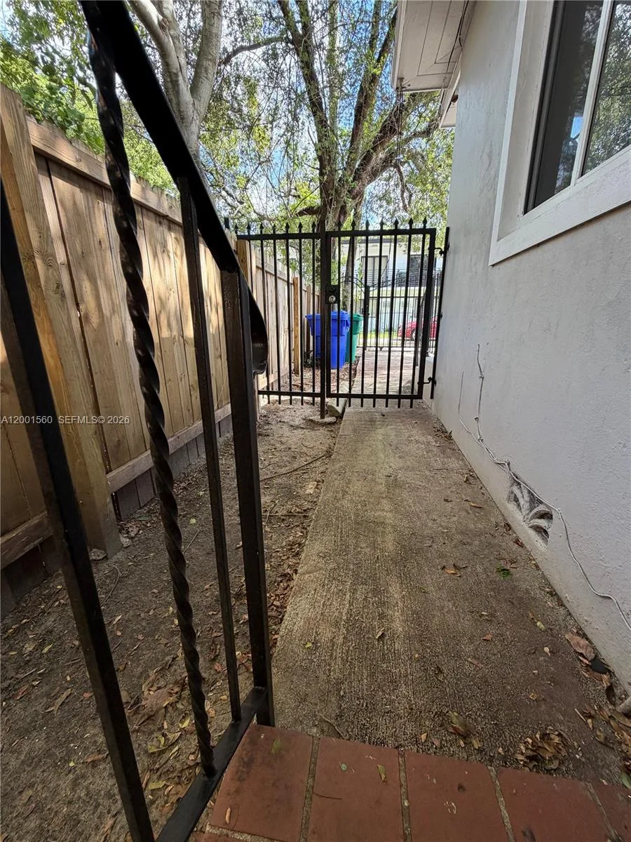 7712 NE 1st Ct # -, Miami, FL 33138 photo 9