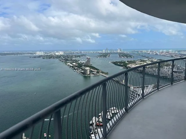1750 N Bayshore Dr # 5501, Miami, FL 33132