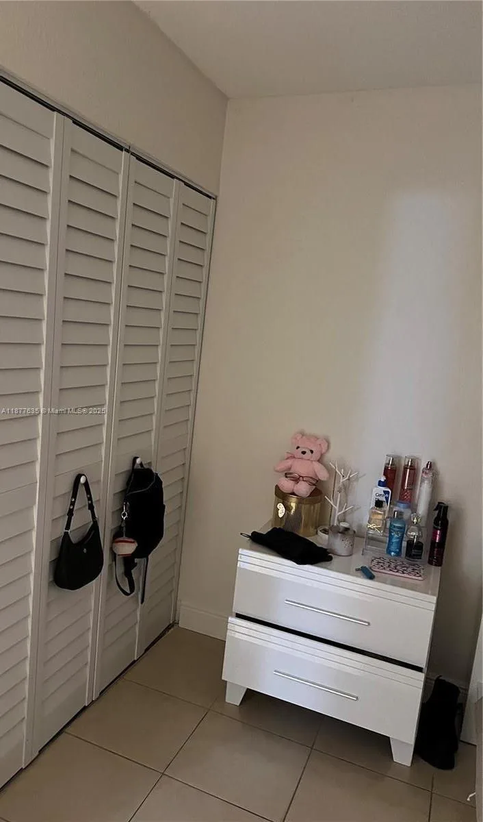 8875 Fontainebleau Blvd # 203, Miami, FL 33172 photo 11