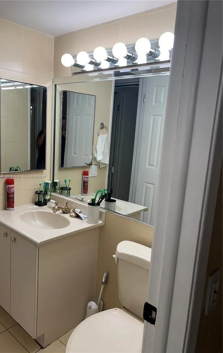 8875 Fontainebleau Blvd # 203, Miami, FL 33172 photo 12