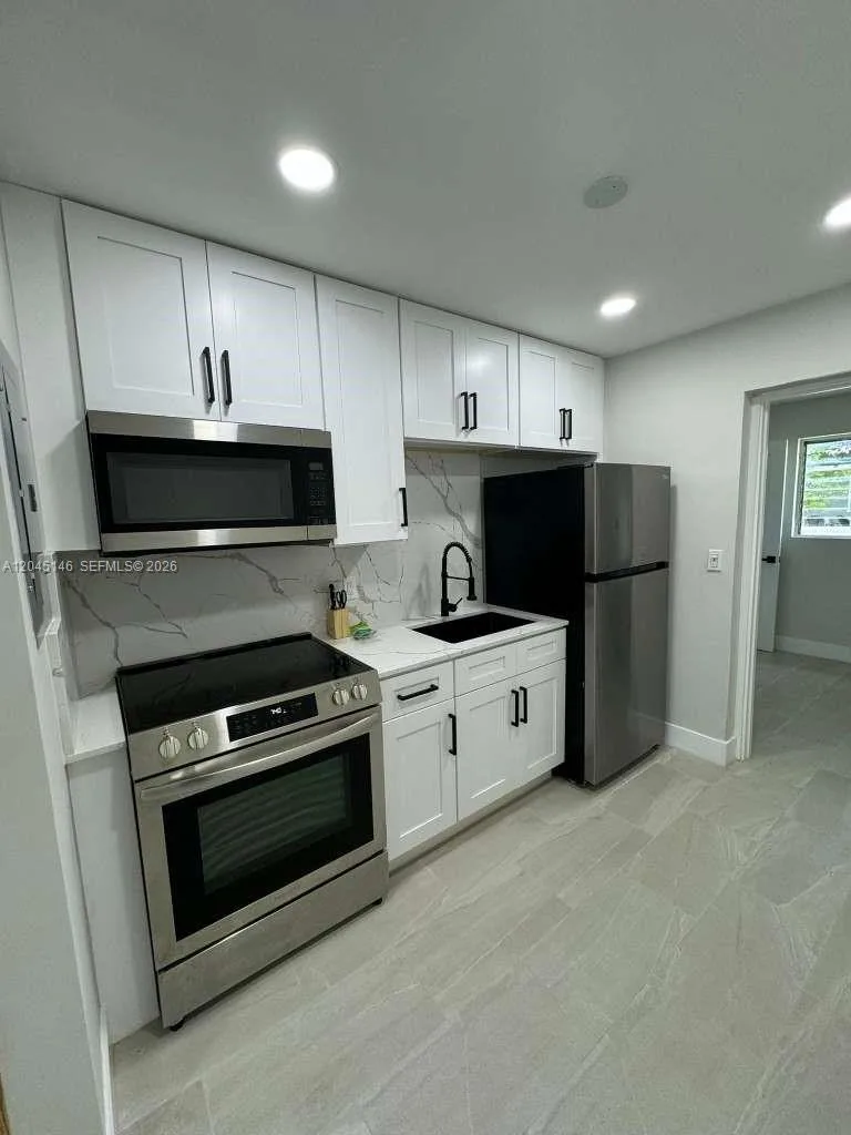 4708 SW 33rd Ave # 4708, Dania Beach, FL 33312 photo 4