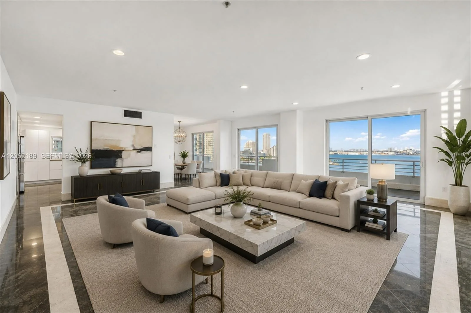 1402 Brickell Bay Dr # 1601, Miami, FL 33131 photo 2