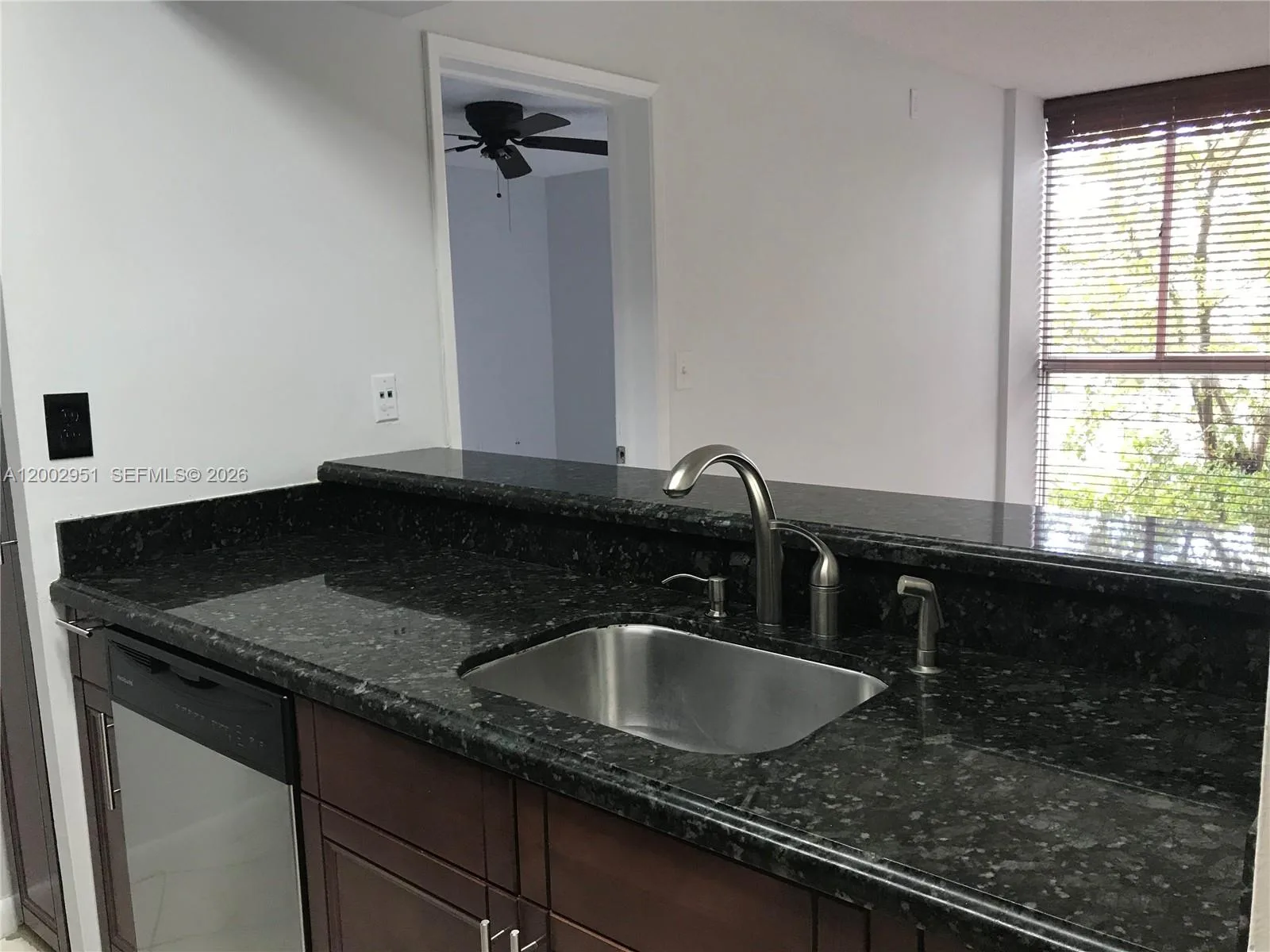 7075 NW 186th St # C408, Hialeah, FL 33015 photo 4