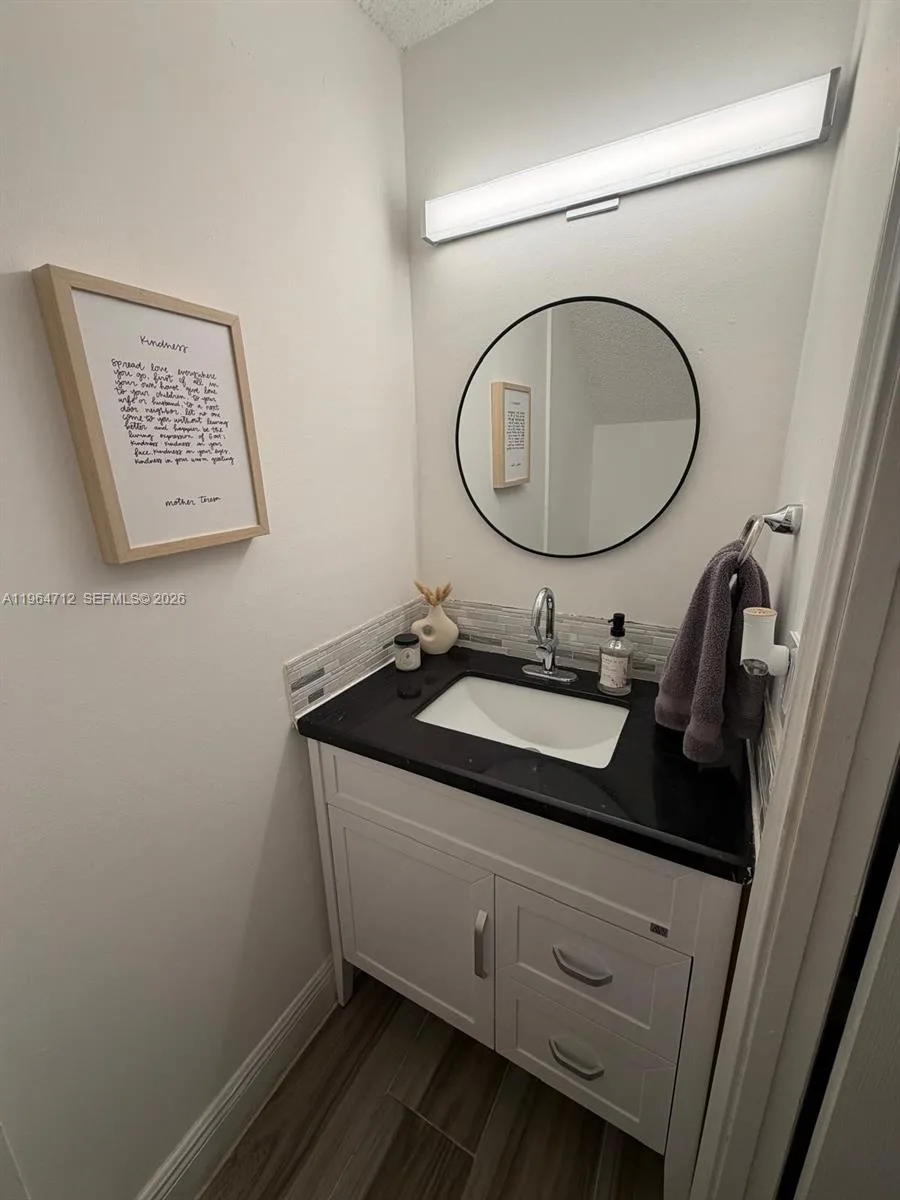 868 NW 81st Way, Plantation, FL 33324 photo 7
