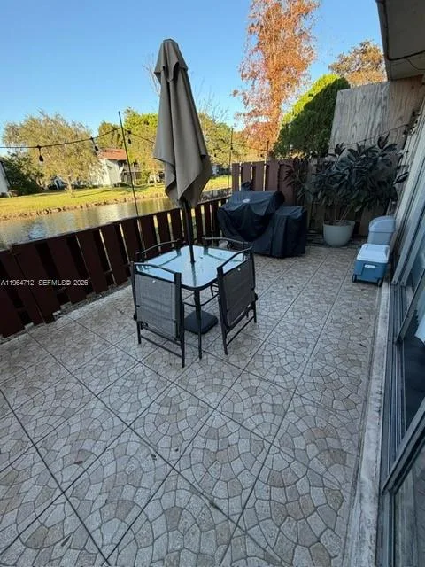 868 NW 81st Way, Plantation, FL 33324 photo 9