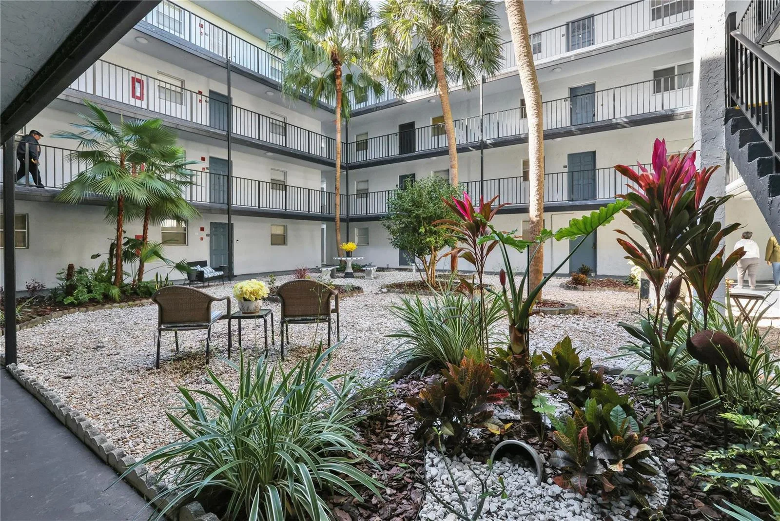 2800 Somerset Drive # 418j, Lauderdale Lakes, FL 33311
