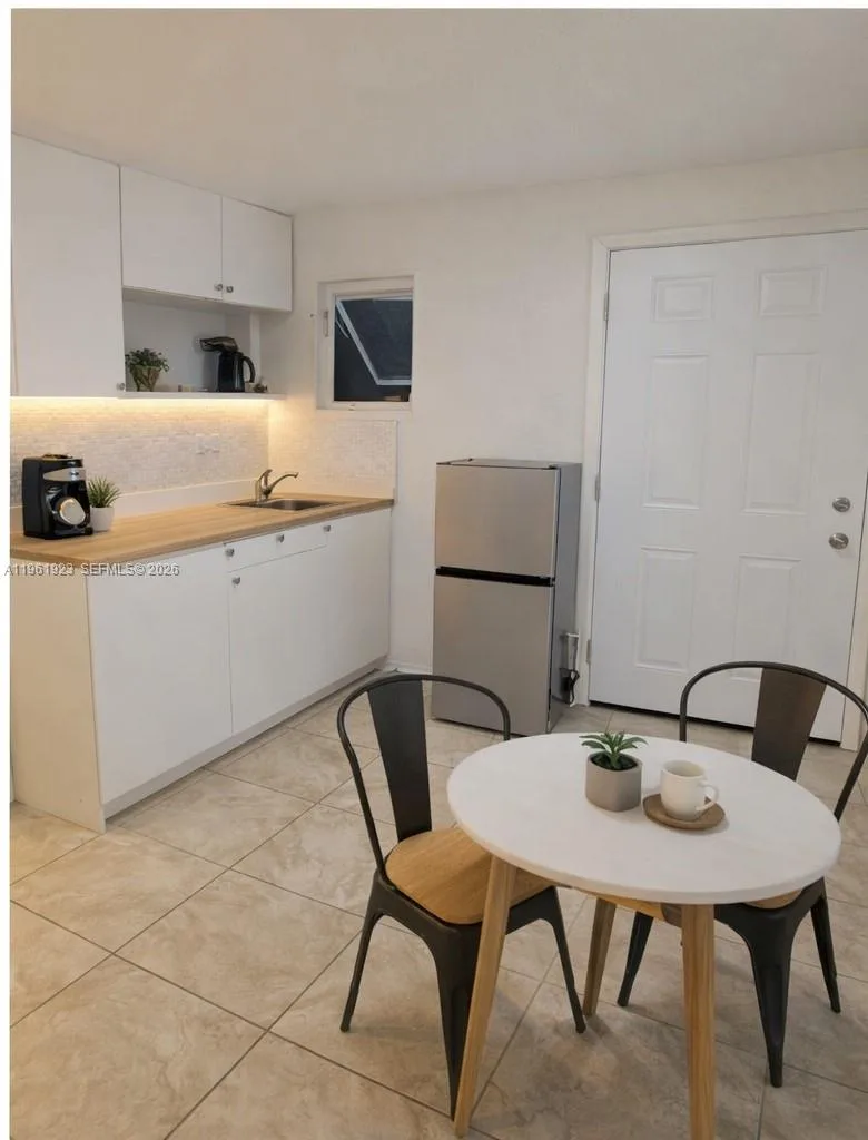 1399 NE Cindy Cr # B, Palm Bay, FL 32905 photo 3