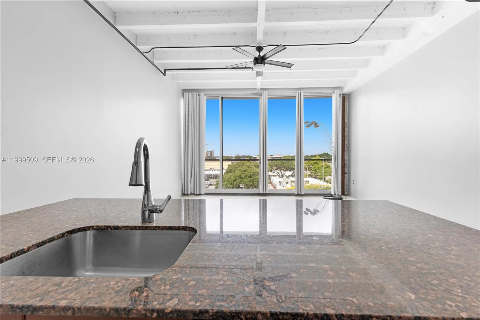 8101 Biscayne Blvd # R-414, Miami, FL 33138 photo 4