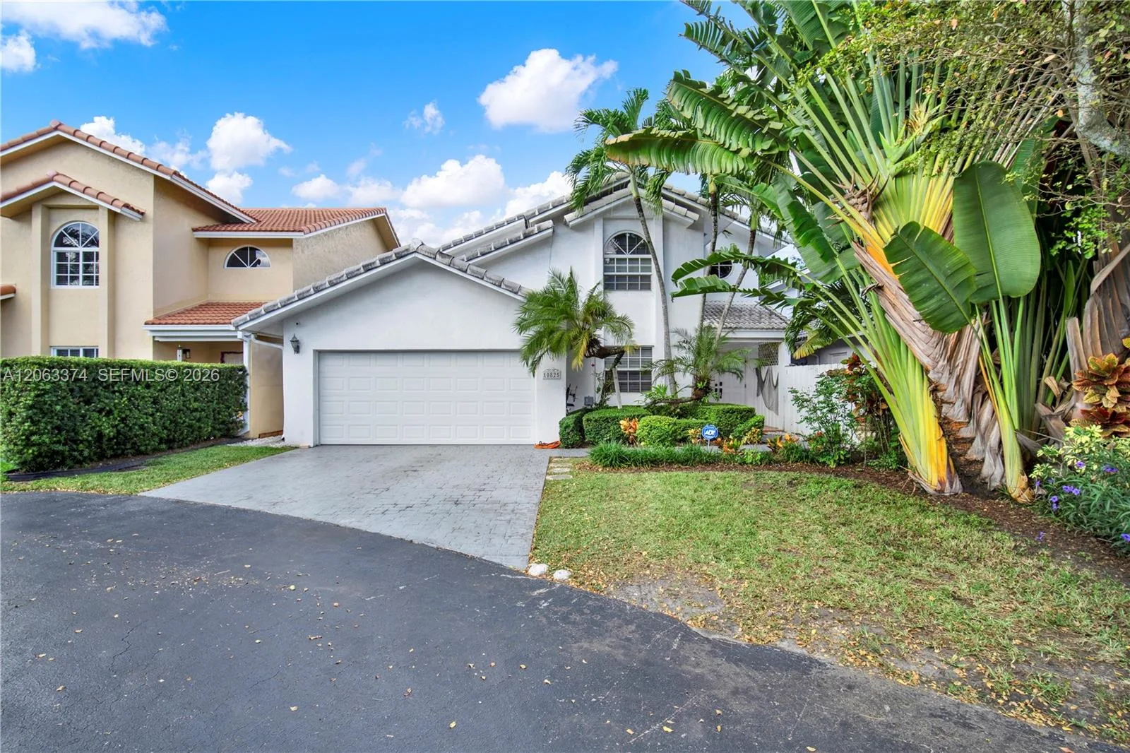 10825 SW 91st Ln, Miami, FL 33176 photo 2