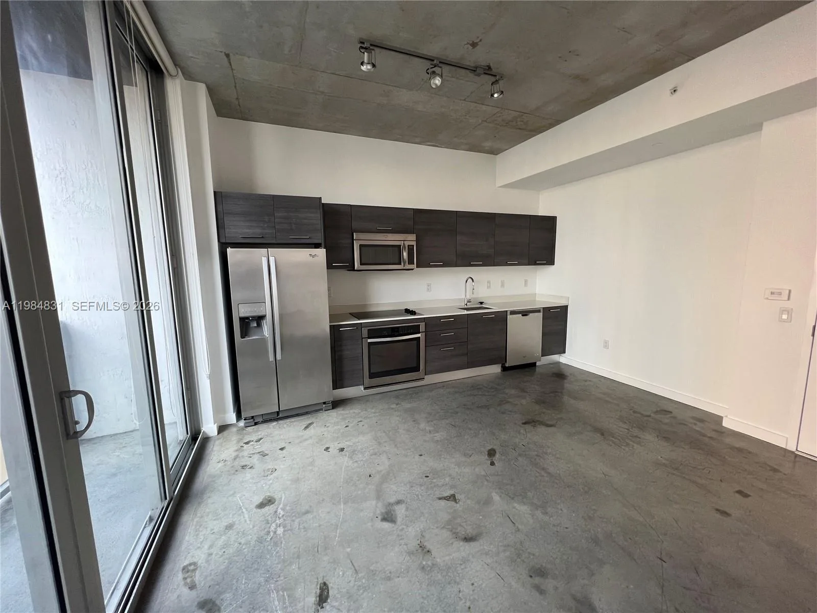 151 SE 1st St # 706, Miami, FL 33131
