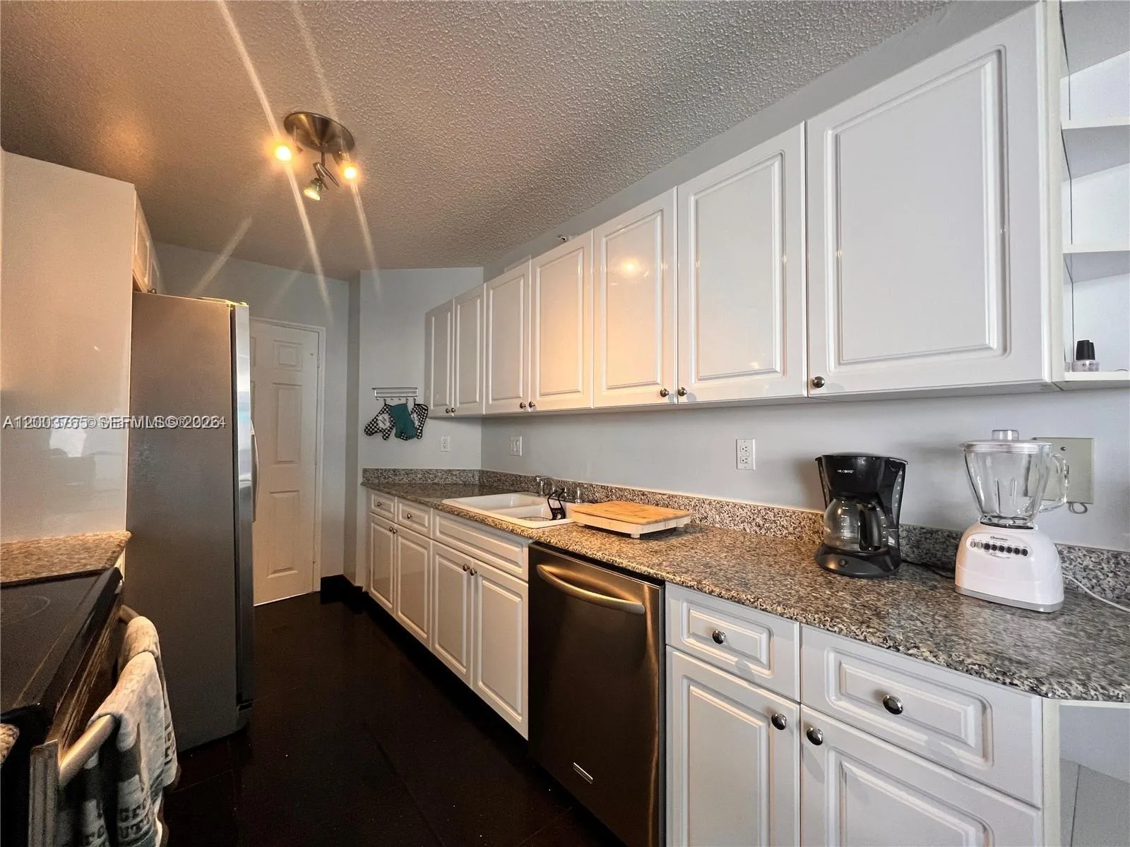 16711 Collins Ave # 602, Sunny Isles Beach, FL 33160 photo 11