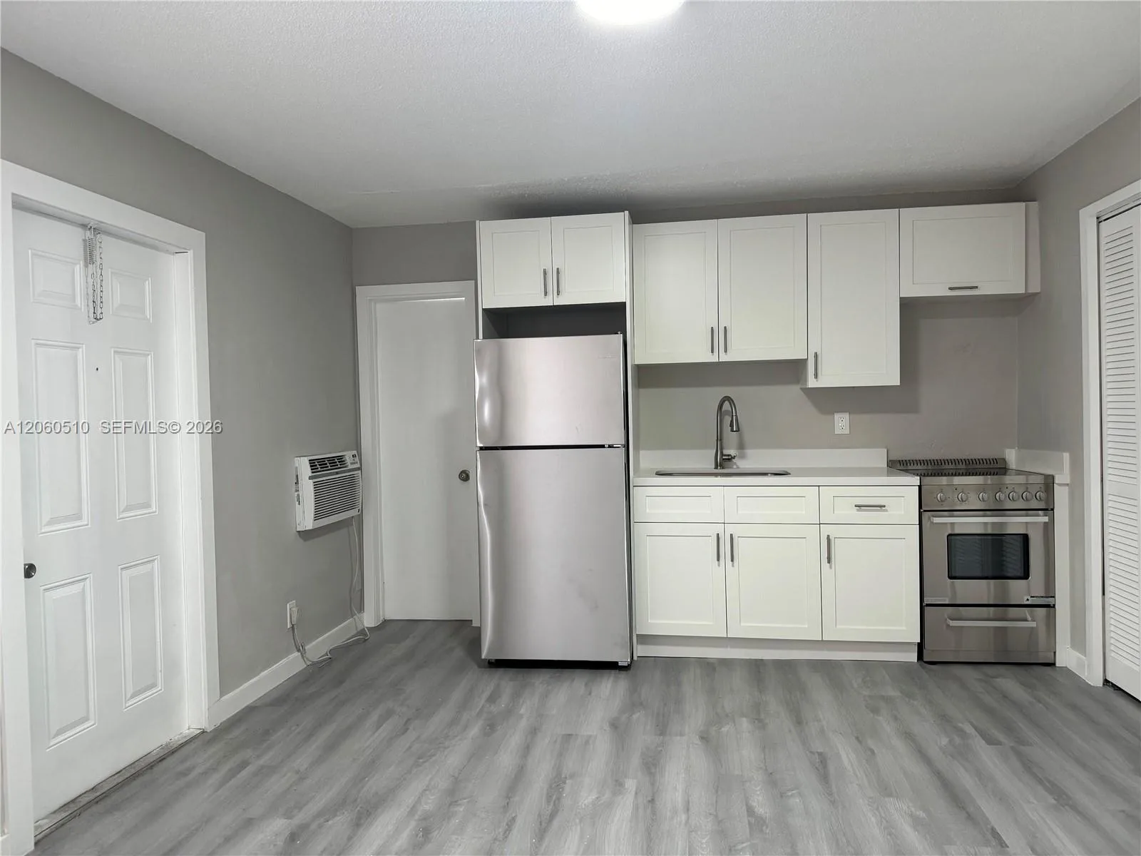 501 SE 23rd St # 12, Fort Lauderdale, FL 33316