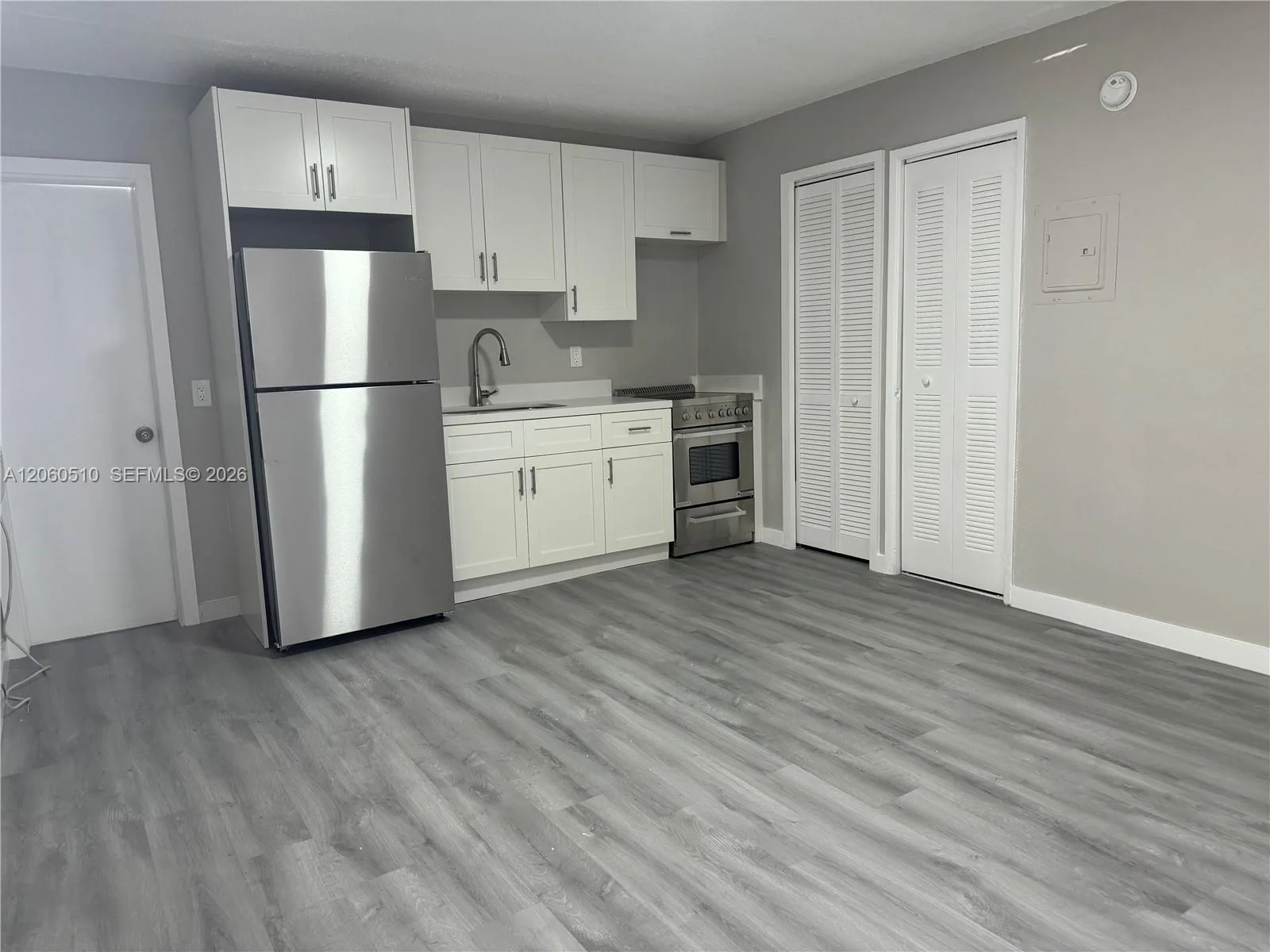 501 SE 23rd St # 12, Fort Lauderdale, FL 33316 photo 4