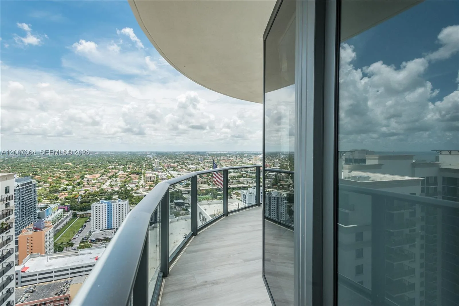 55 SW 9 St # 3606, Miami, FL 33129 photo 3