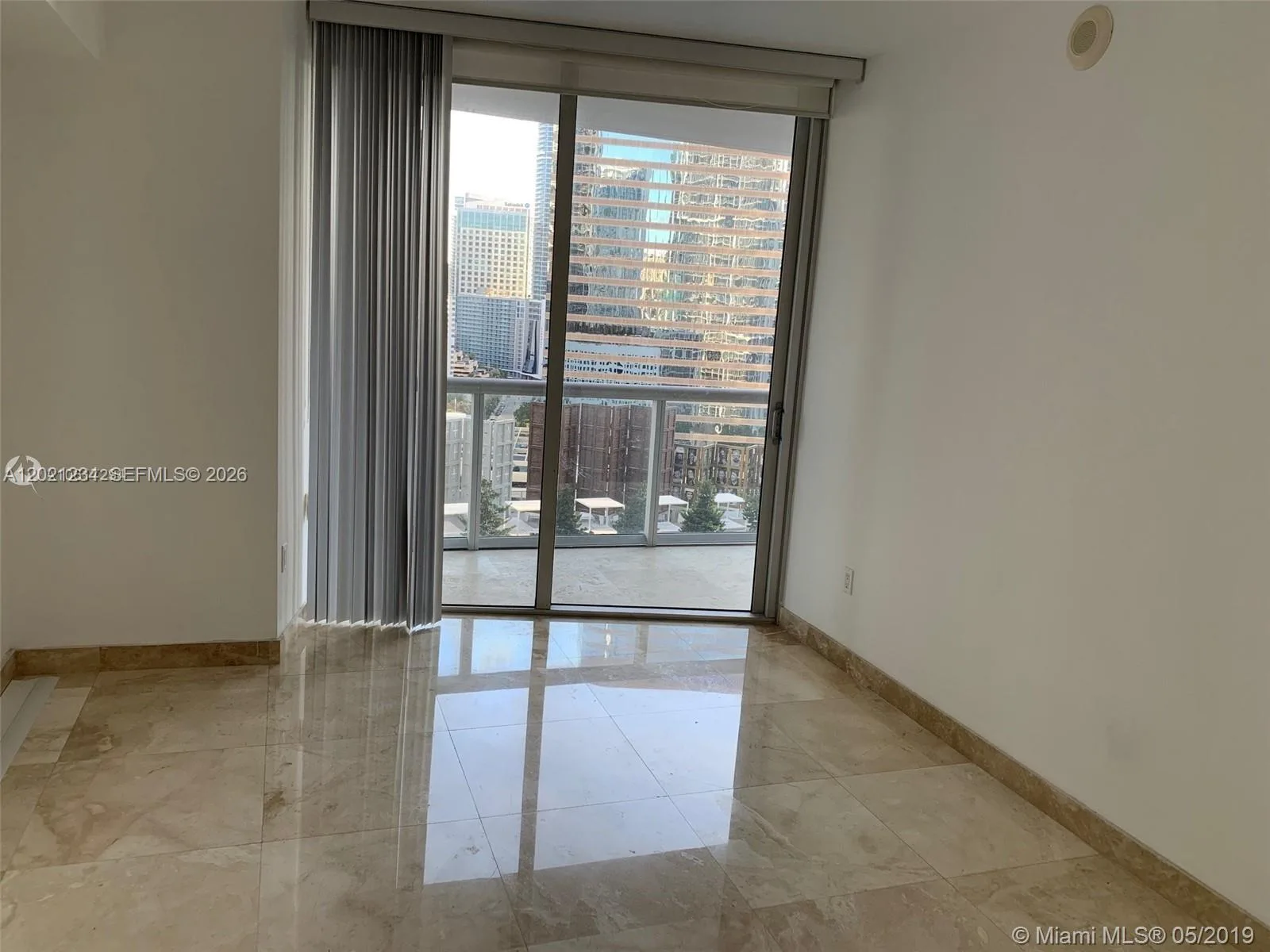 475 Brickell Ave # 1813, Miami, FL 33131 photo 10