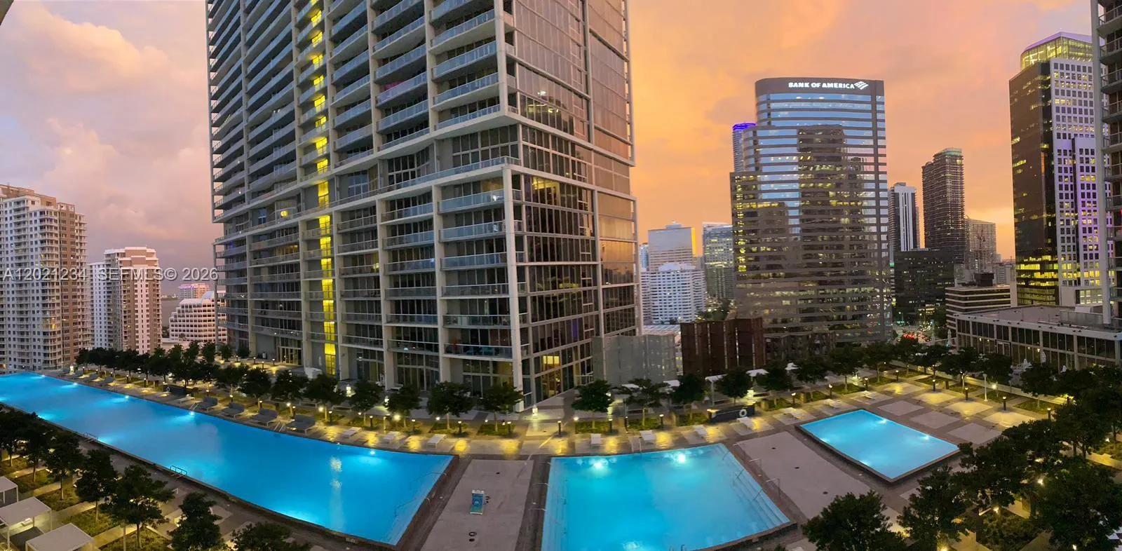 475 Brickell Ave # 1813, Miami, FL 33131 photo 2