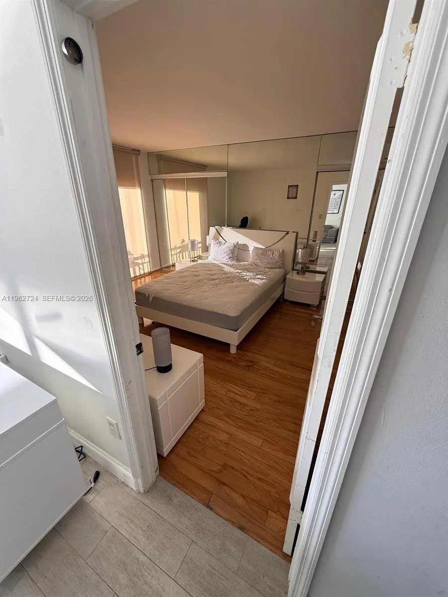 540 Brickell Key Dr # 1505, Miami, FL 33131 photo 12