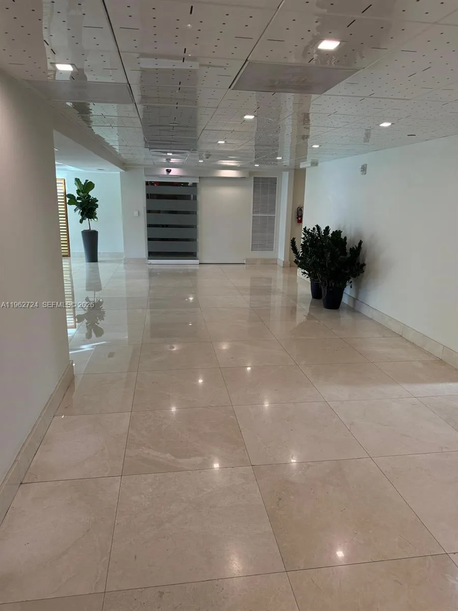540 Brickell Key Dr # 1505, Miami, FL 33131 photo 2