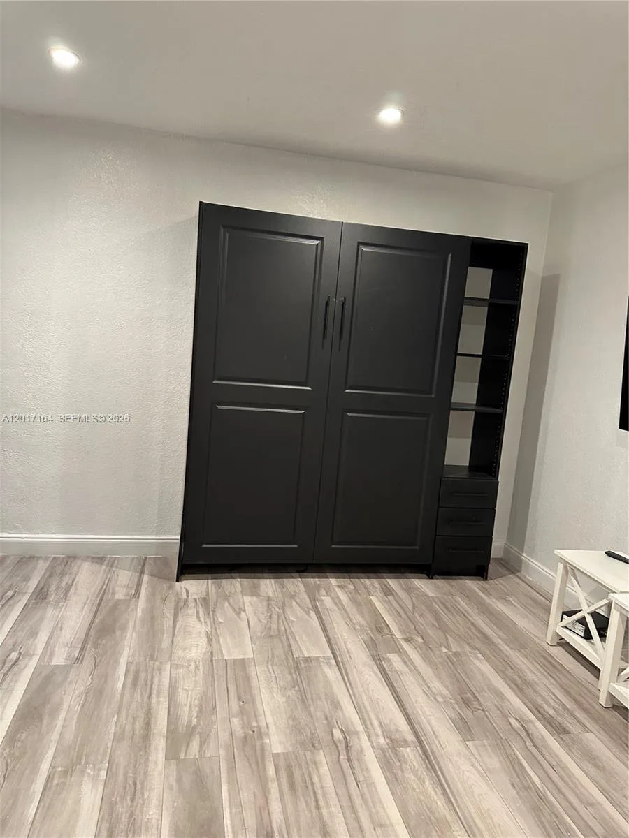 8401 Crespi Blvd # 3, Miami Beach, FL 33141 photo 4