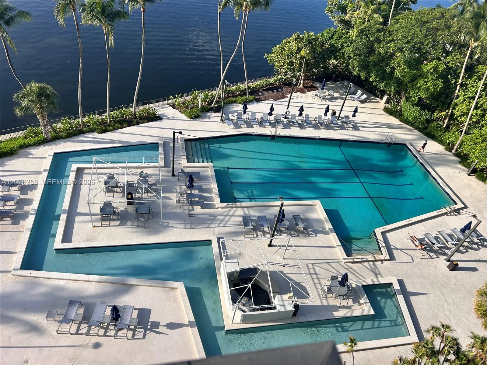 2333 Brickell Ave # 1402, Miami, FL 33129