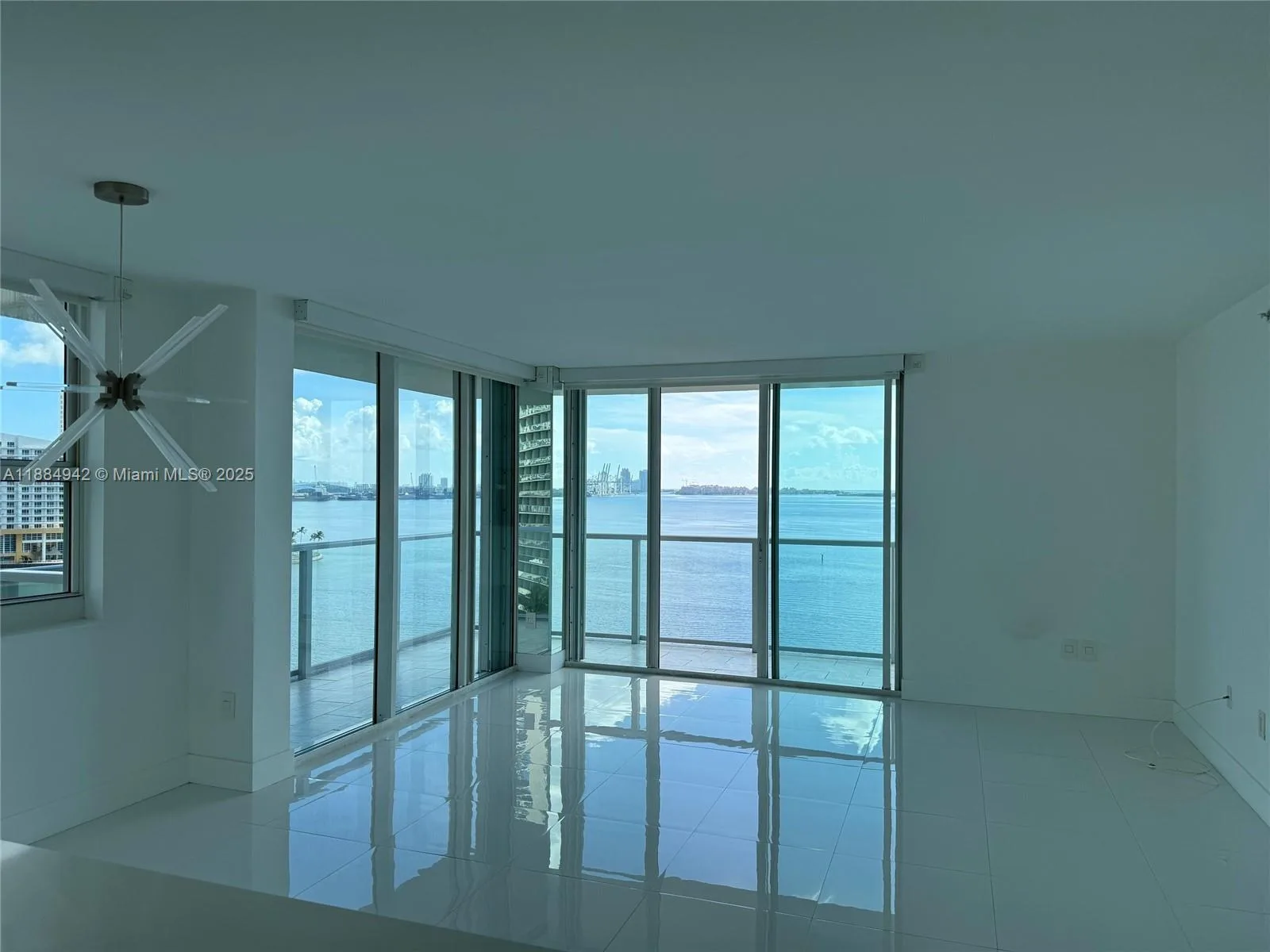 1155 Brickell Bay Dr # 1210, Miami, FL 33131 photo 11