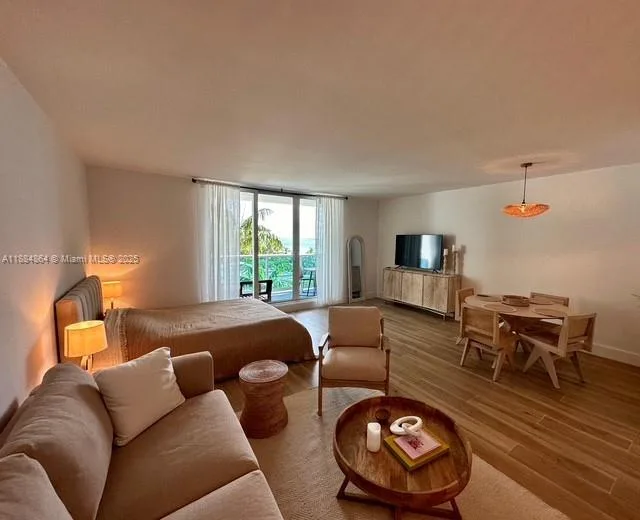 2301 Collins Ave # 511, Miami Beach, FL 33139 photo 4