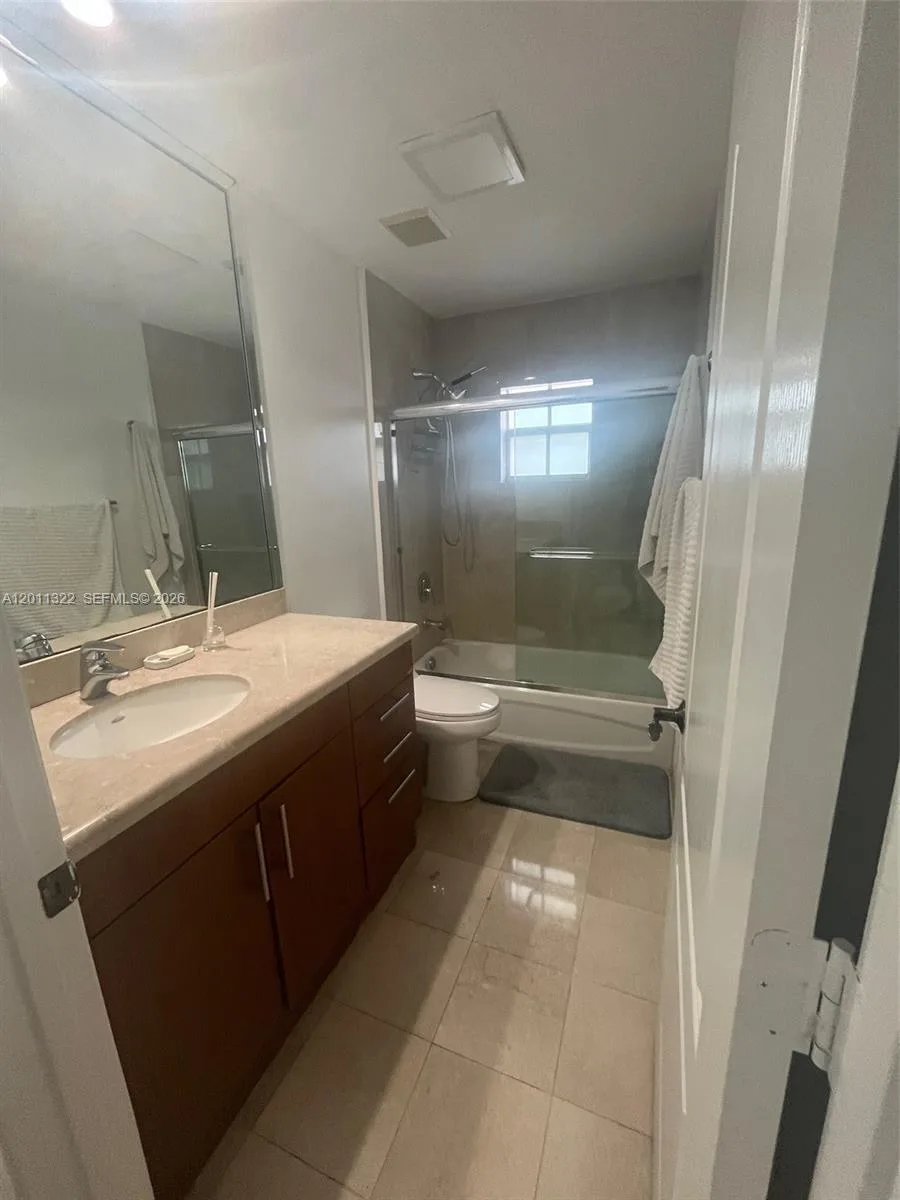 3915 NE 168th St # 3915, North Miami Beach, FL 33160 photo 2