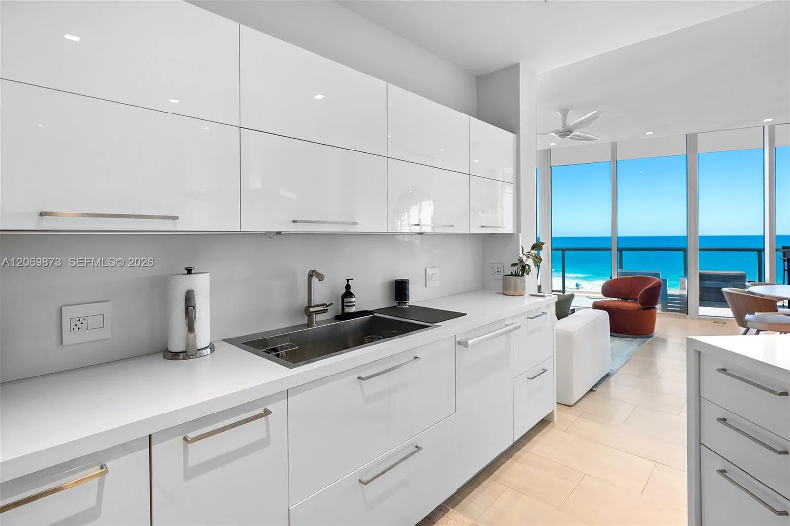 100 S Pointe Dr # 1409, Miami Beach, FL 33139 photo 7