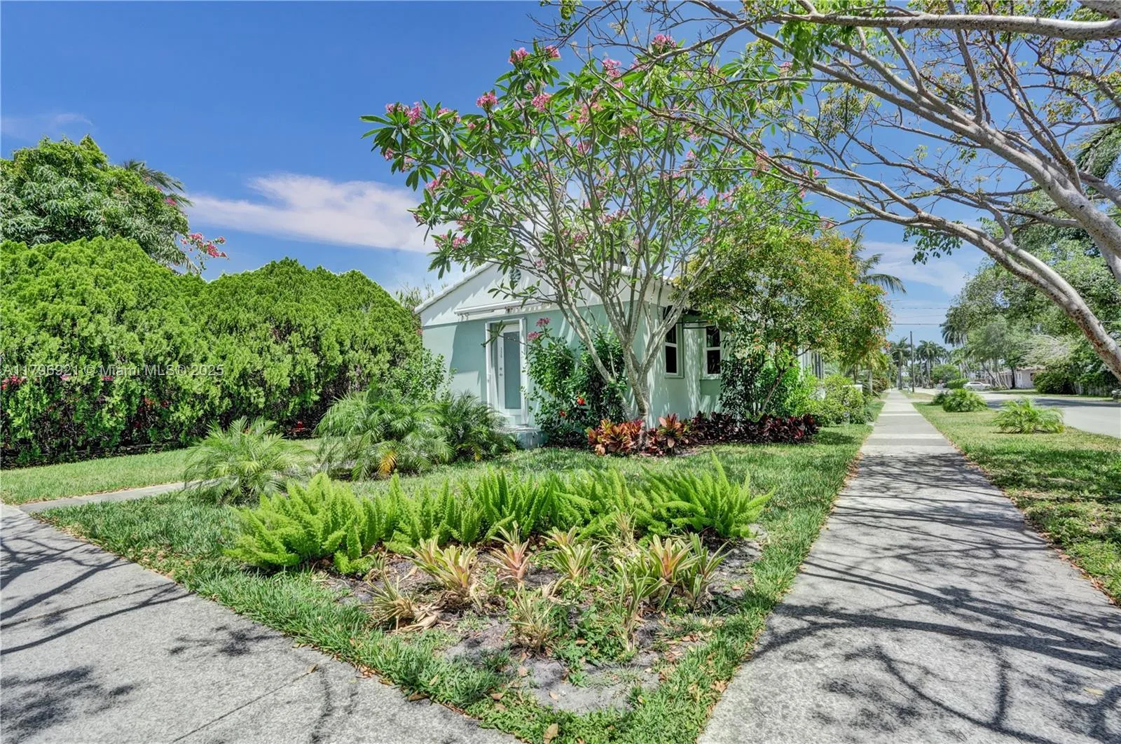 326 S 14th Ave, Hollywood, FL 33020 photo 3