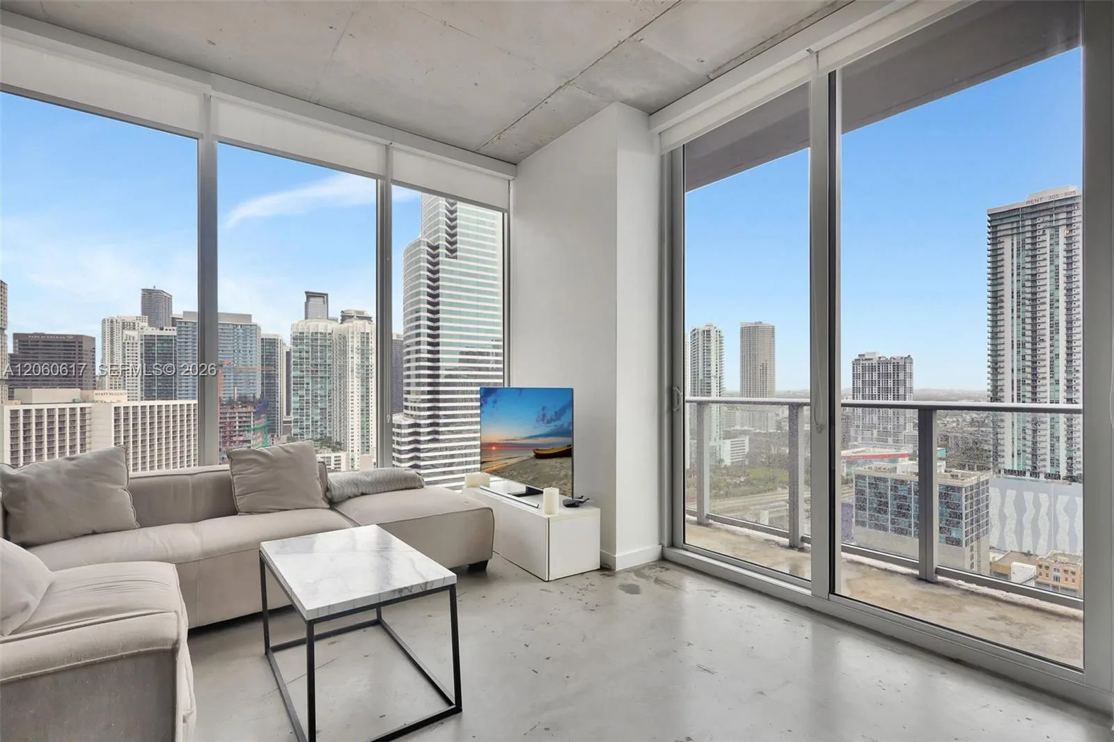 151 SE 1st St # 2511, Miami, FL 33131 photo 2