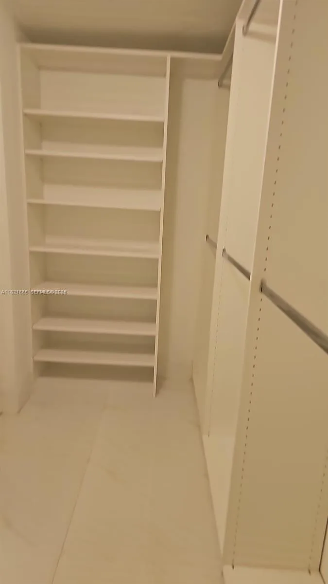 16385 Biscayne Blvd # 902, North Miami Beach, FL 33160 photo 8