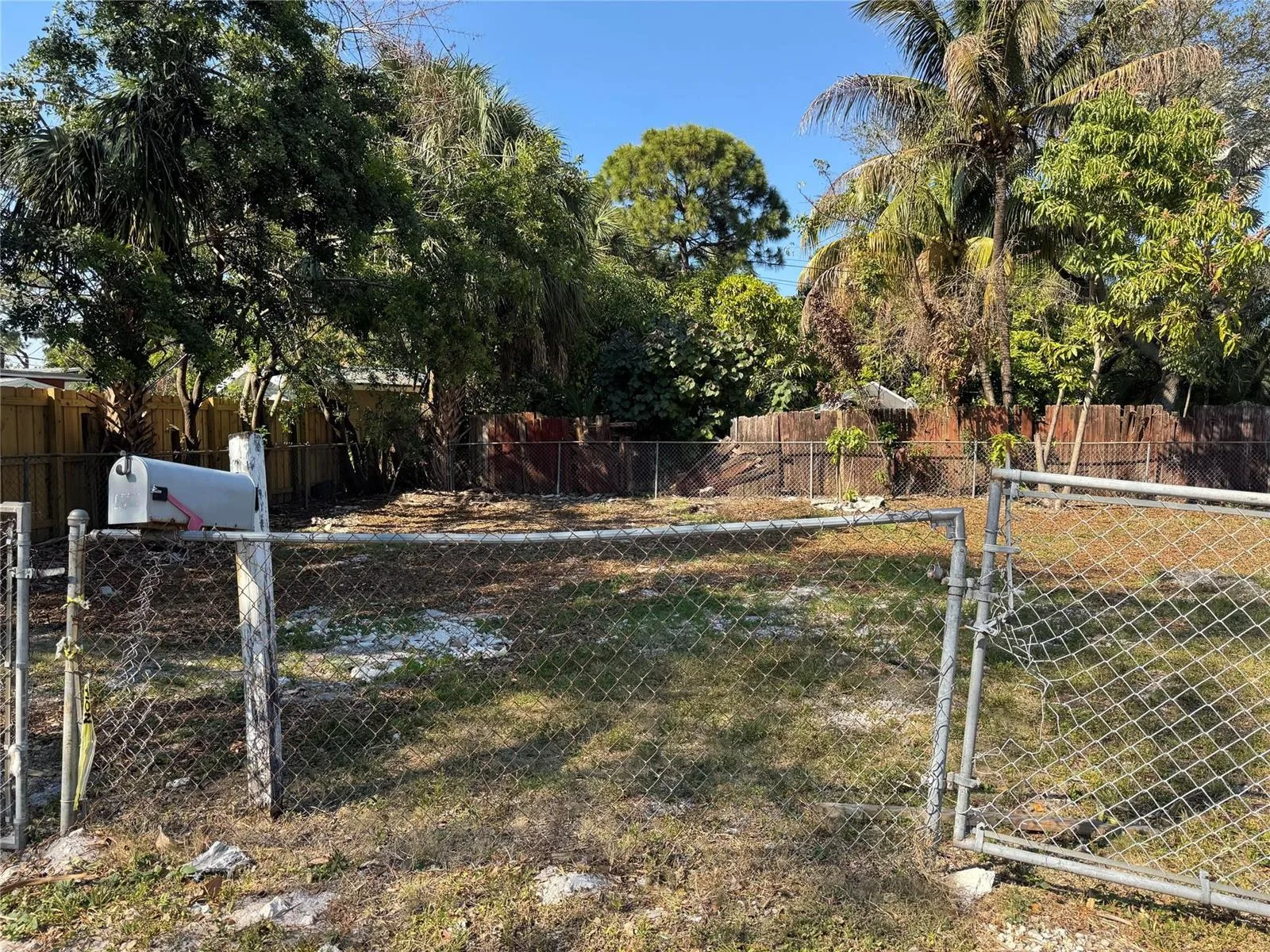 1201 NE 3rd Avenue, Fort Lauderdale, FL 33304 photo 2