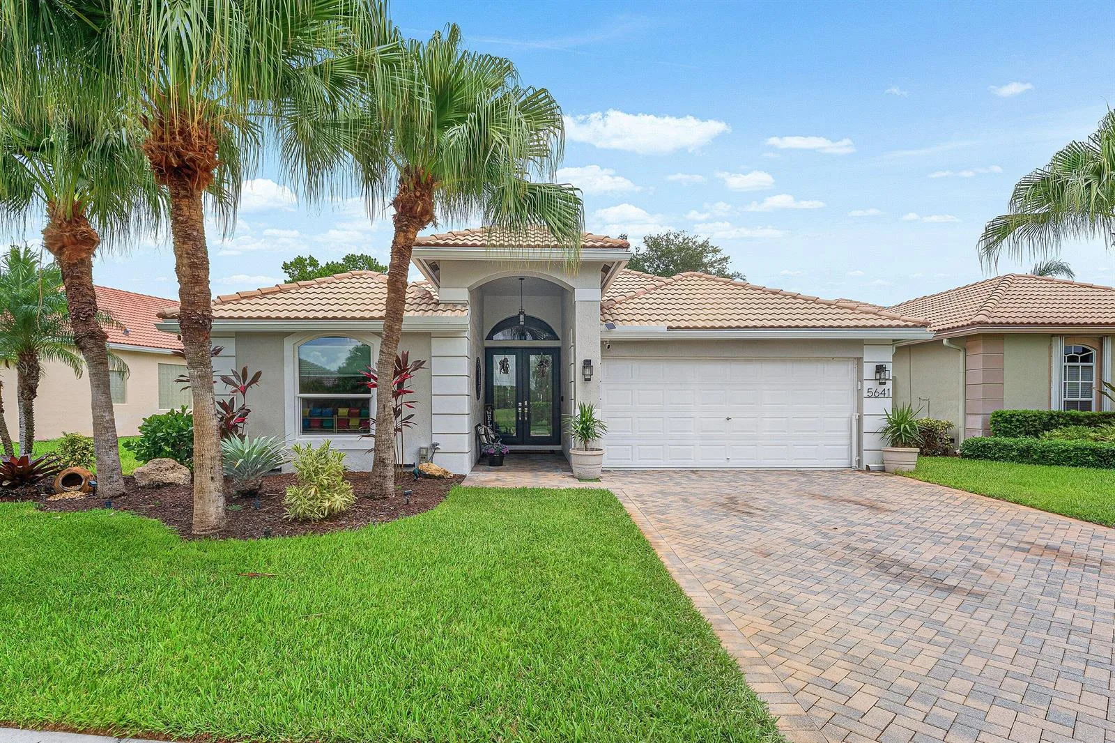 5641 FOUNTAINS Drive S # 5641, Lake Worth, FL 33467