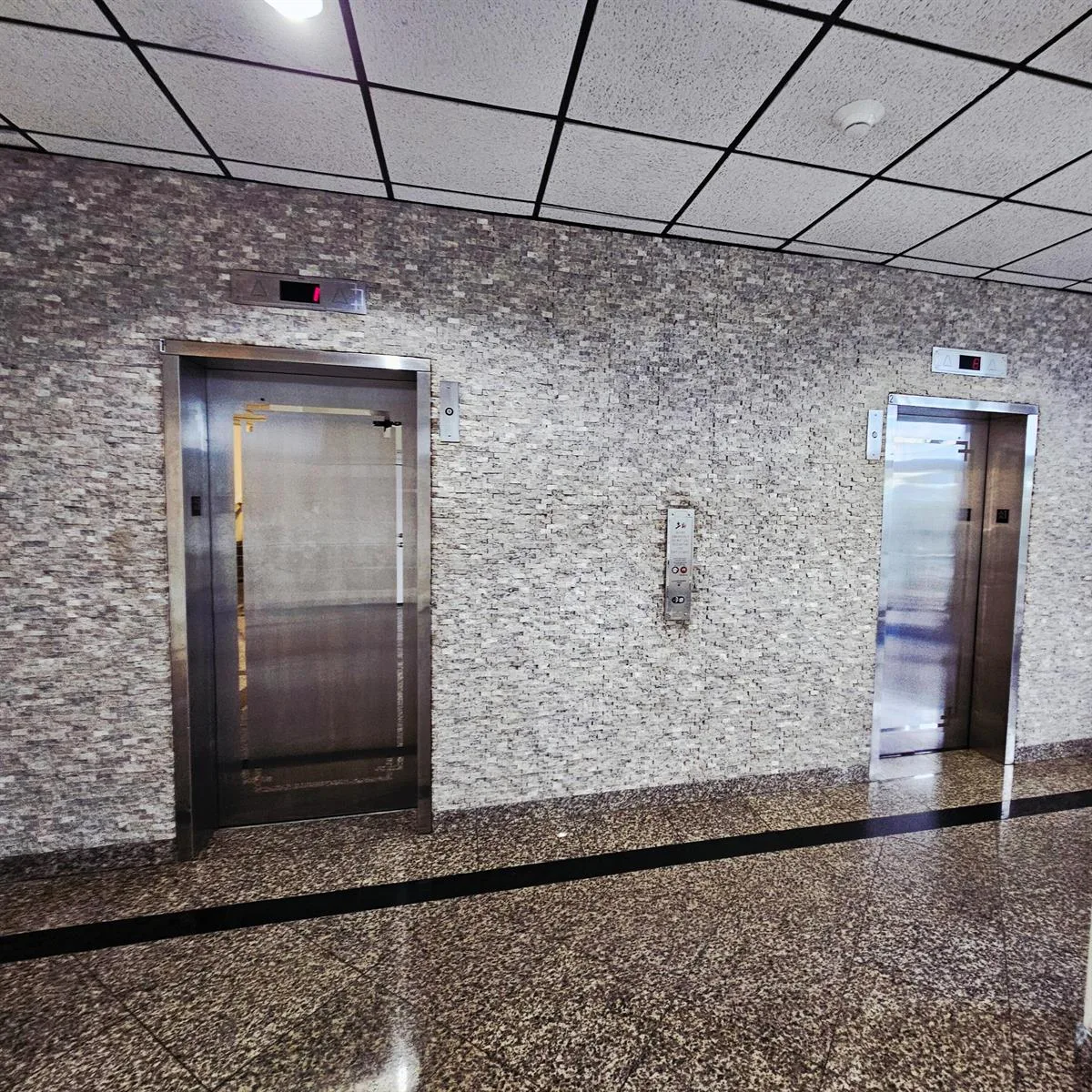 200 S Birch Road # 208, Fort Lauderdale, FL 33316 photo 2