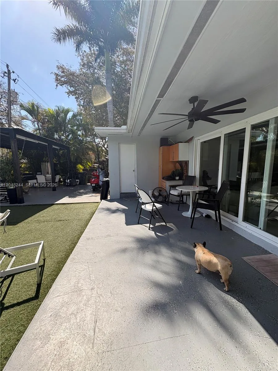 12125 NE 2nd Ave, North Miami, FL 33161 photo 5