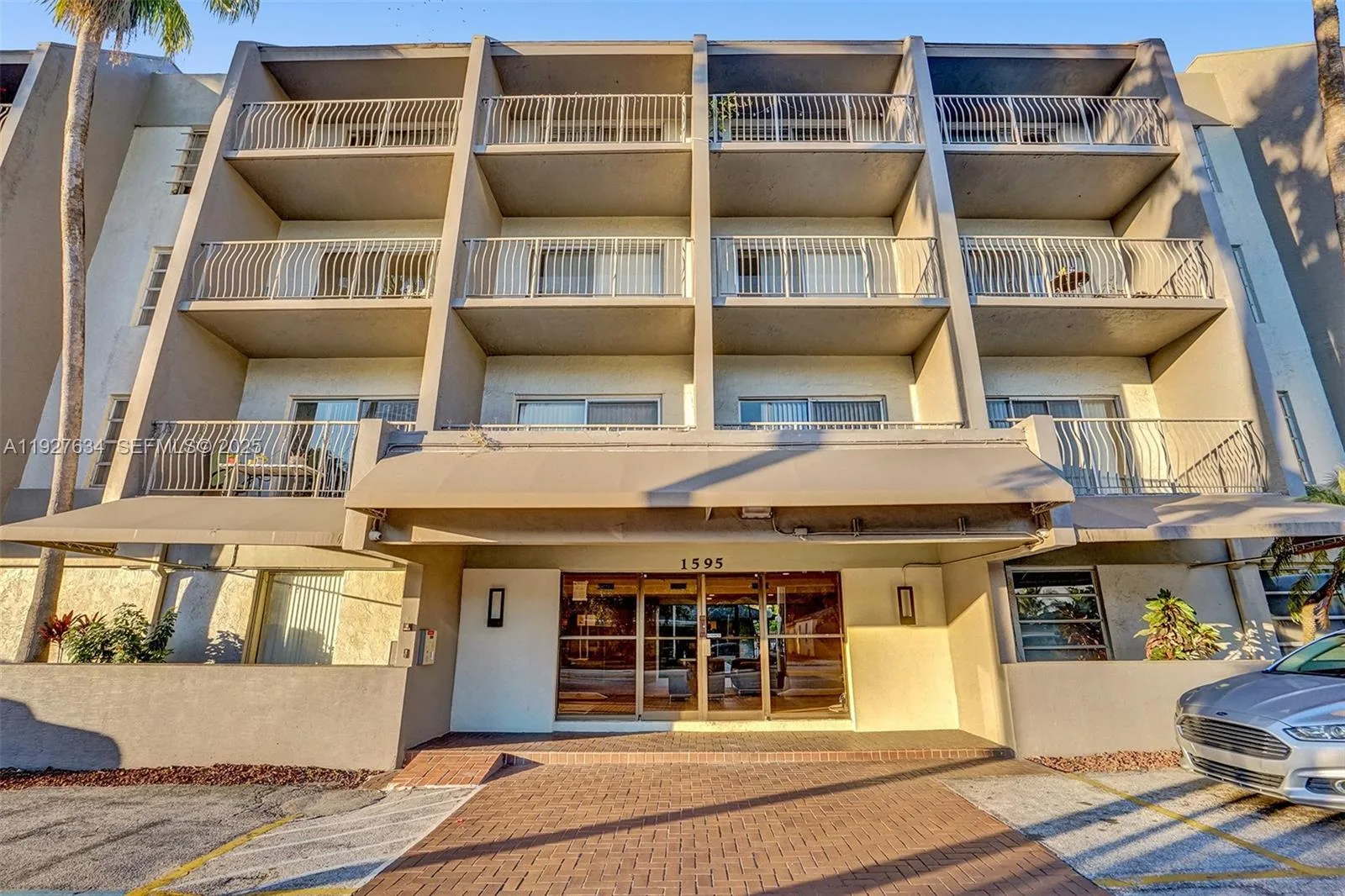 1595 NE 135th St # 334, North Miami, FL 33161 photo 3