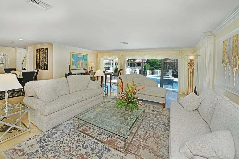 885 NE Mulberry Drive, Boca Raton, FL 33487 photo 11