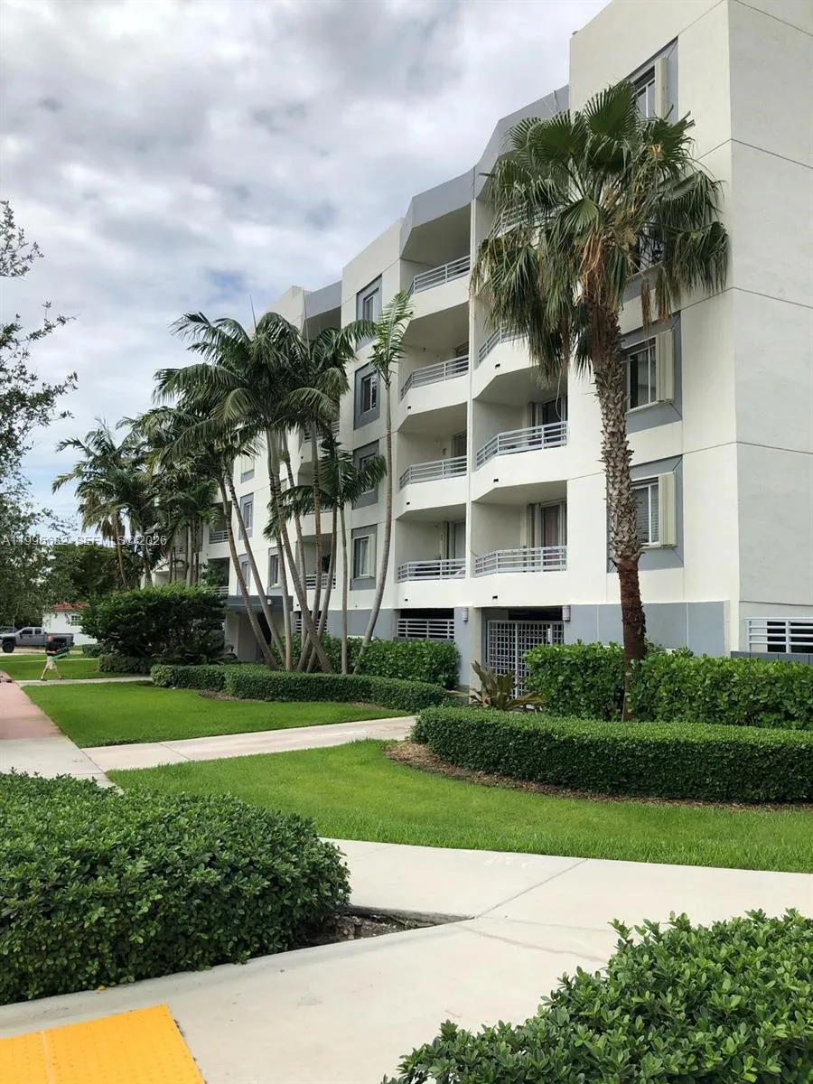 1401 Bay Rd # 412, Miami Beach, FL 33139