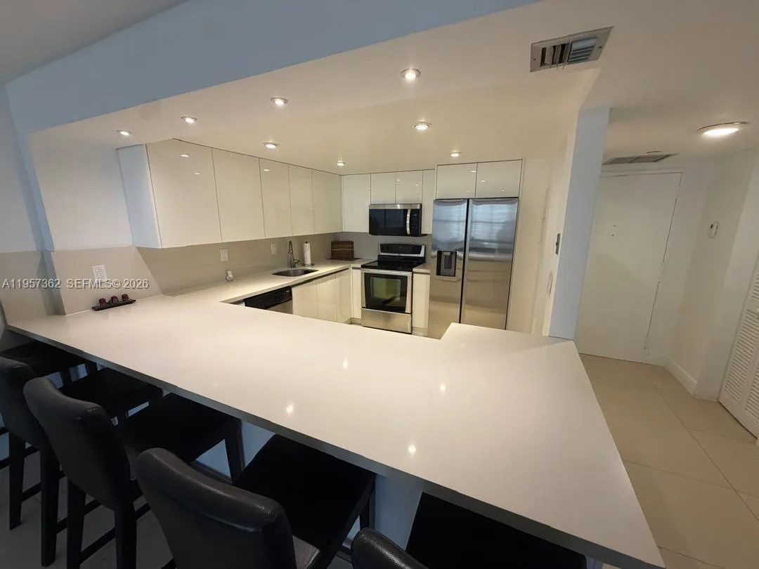 1865 Brickell Ave # A810, Miami, FL 33129 photo 5