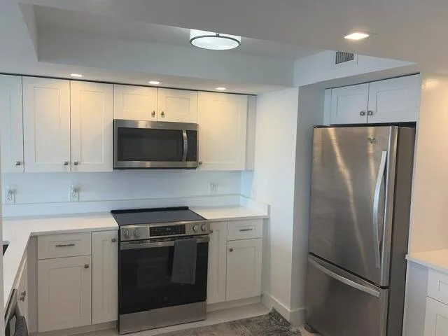 3000 E SUNRISE Boulevard # 17F, Fort Lauderdale, FL 33304 photo 6