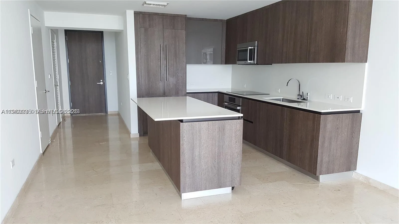68 SE 6th St # 3305, Miami, FL 33131 photo 4
