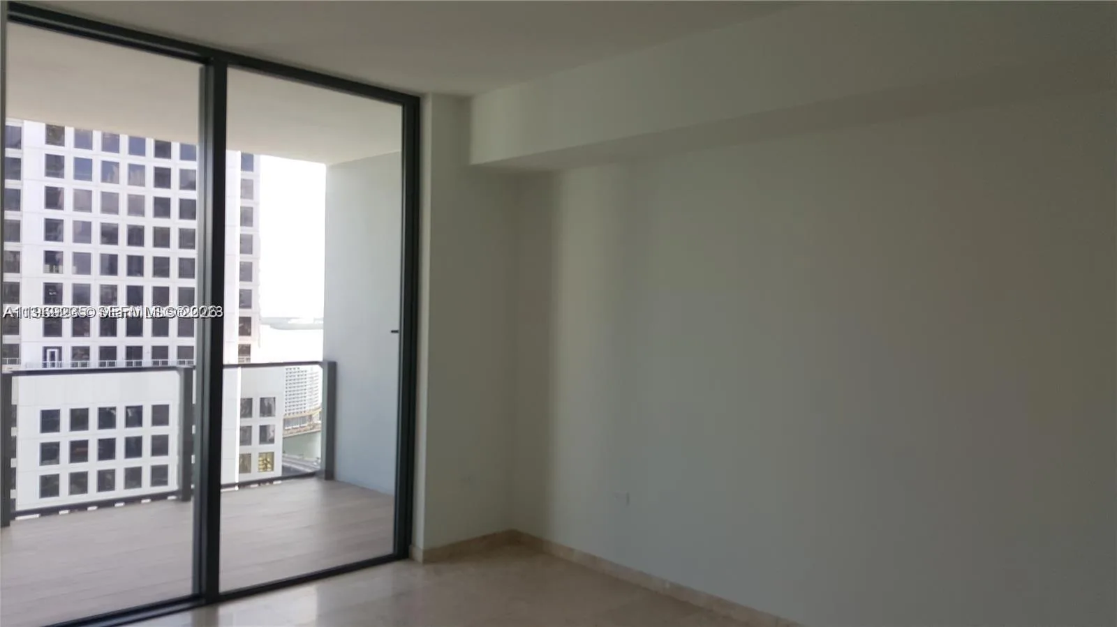 68 SE 6th St # 3305, Miami, FL 33131 photo 9