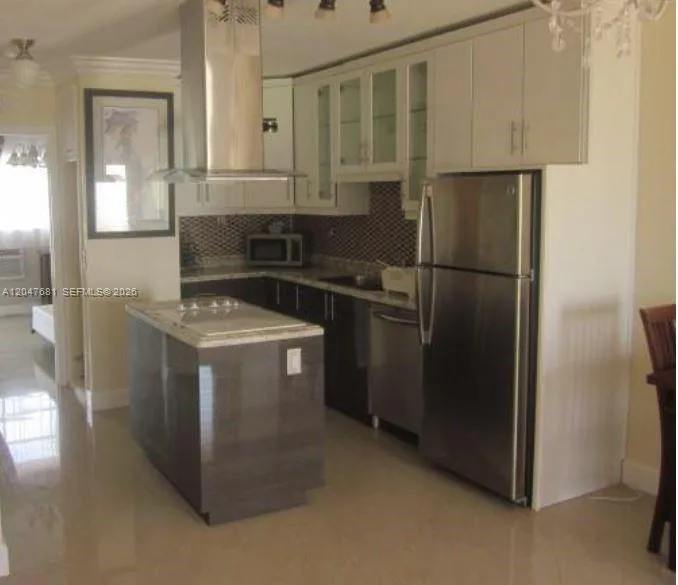 600 Layne Blvd # 115, Hallandale Beach, FL 33009 photo 2