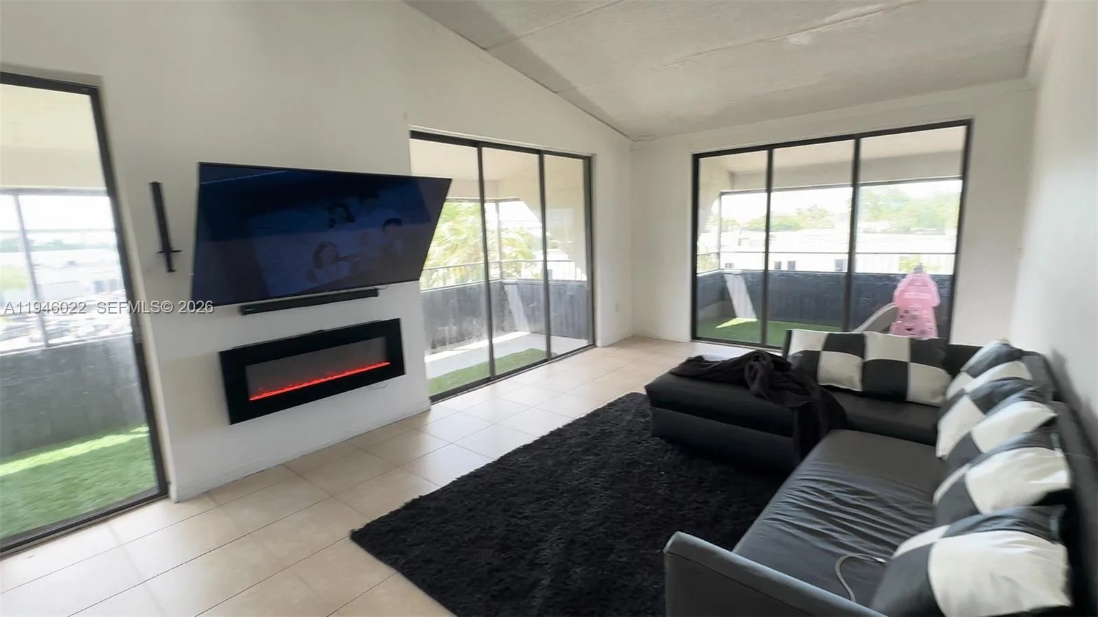 16220 NW 2nd Ave # 513, Miami, FL 33169